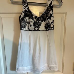 Lululemon 2 Tank Top Drawstring Hem White Black Floral Shelf